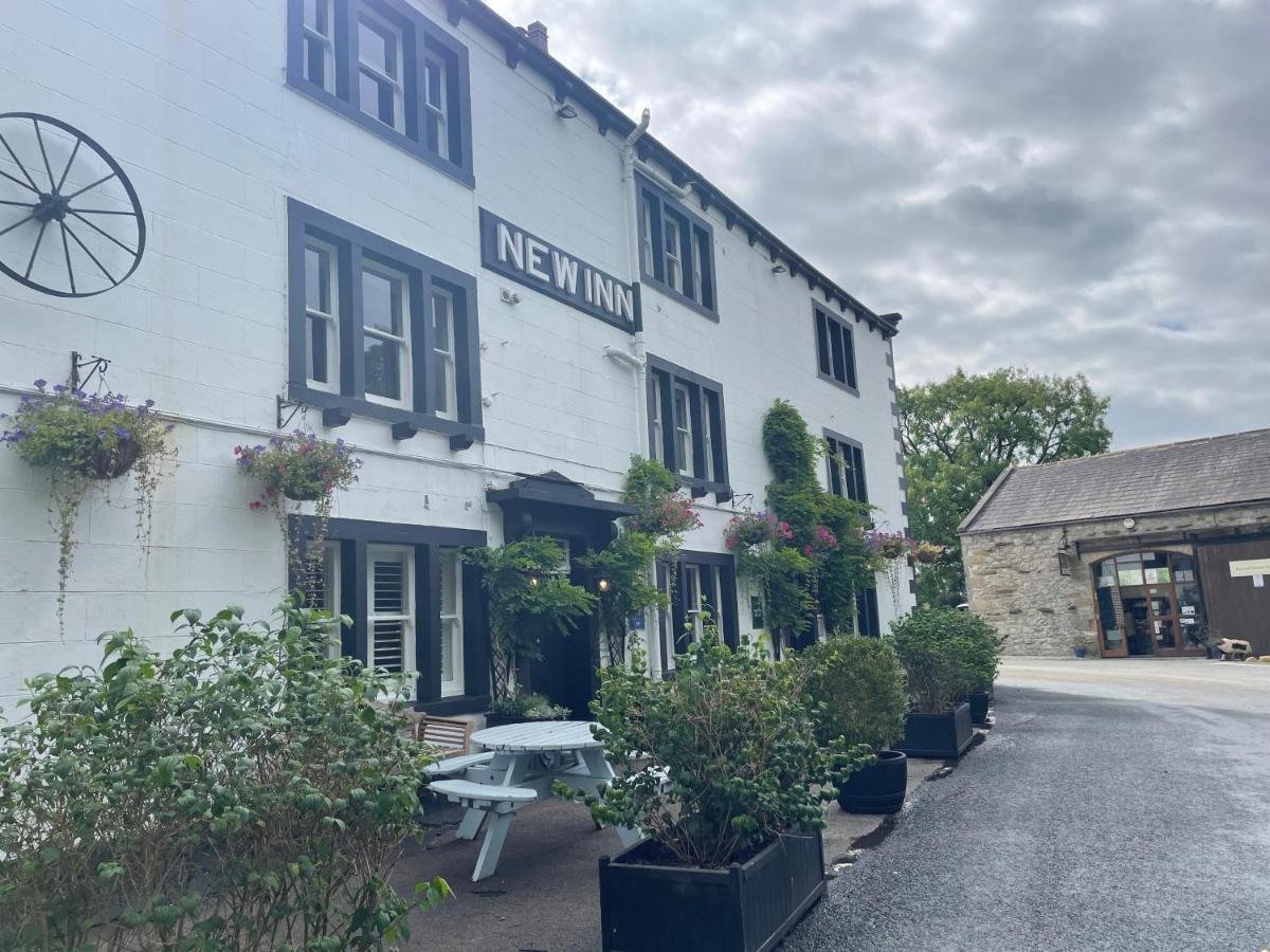 New Inn Hotel Clapham  Exterior photo